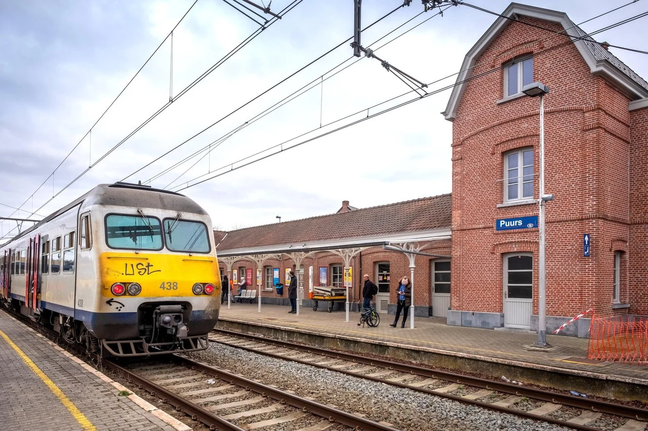 Nieuwsbericht waarin Advocaat Julie Goyvaerts wordt vermeld